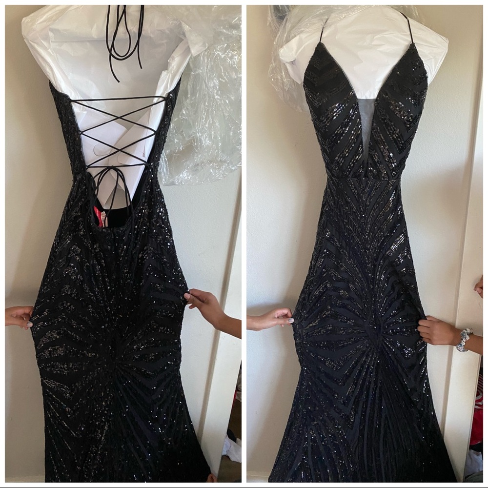 PROM DRESS!!! PRICE IS NEGOTIABLE